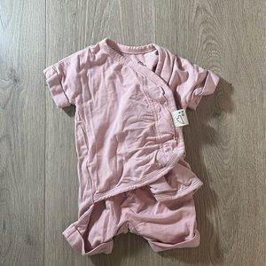 Bonsie baby skin to skin babywear